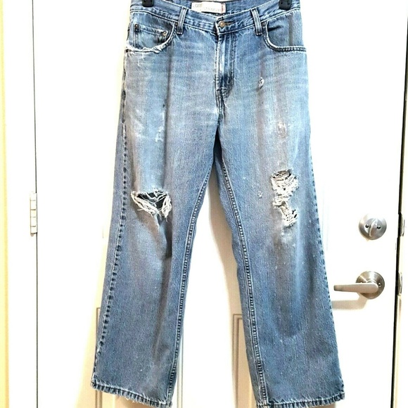 levis 569 ripped jeans